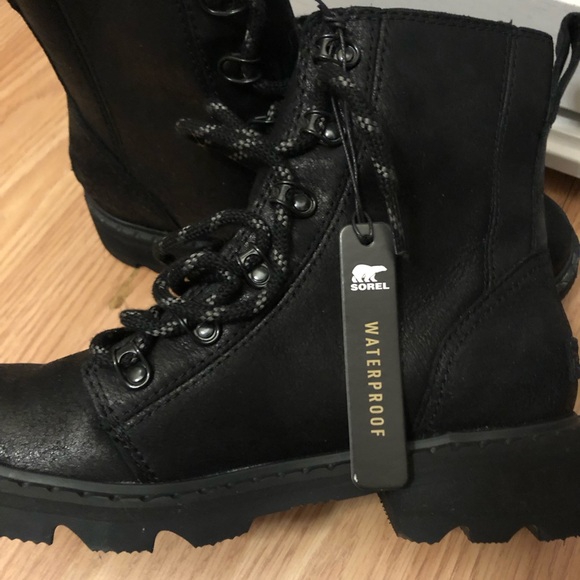 Sorel Lenox NWT boots! - Picture 2 of 7